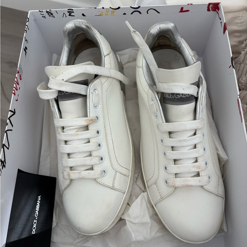 Dolce & Gabbana Men's White and Silver Sneakers
